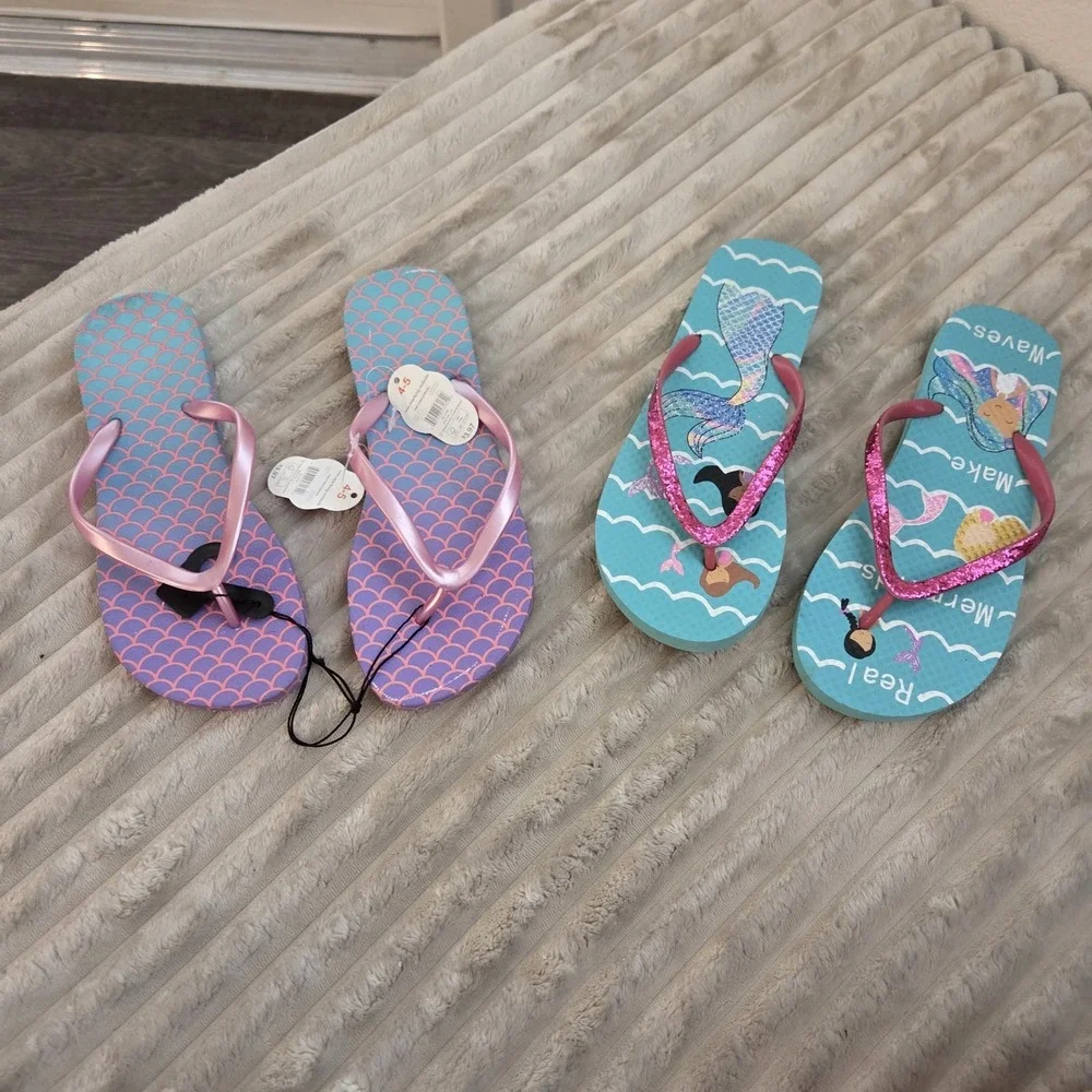 Lot of 2 Girls Mermaid Flip Flops Sandals Pink Blue Sz 4-5